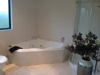 Howick Luxury Large Home Hotels near Howick