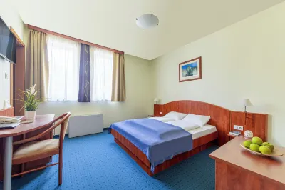 Villa Oliver Gödöllő Các khách sạn ở Godollo