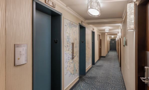 Chateau Victoria Hotel & Suites