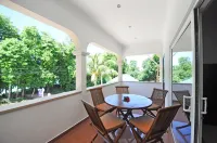 Yasad Residence