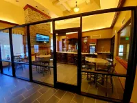 Clarion Hotel & Suites - Desayuno