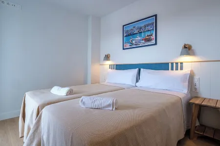 Áncora Salou la Siesta Apartments Отели в г. Салоу