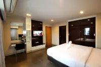 14 Residence Hotels in Phra Pradaeng