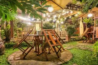 Wisma Pulau Merah Hotels in Pesanggaran