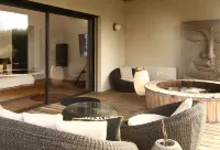 Villa Margaux - Pysäköinti