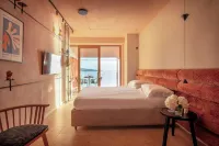 Laqua by the Sea Hotels in Meta
