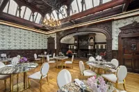 Cork's Vienna Woods Hotel & Villa's - Aamiainen