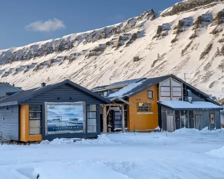 Basecamp Hotel Hotels in Longyearbyen