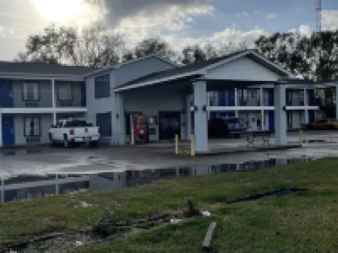 The Kinder Inn Hotels in Kinder