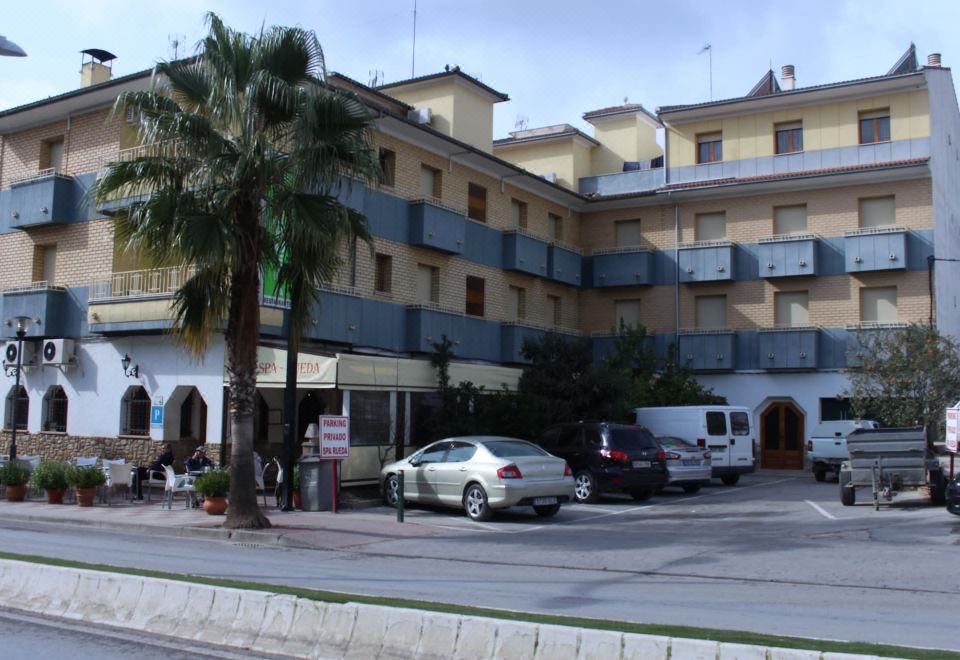 hotel overview picture