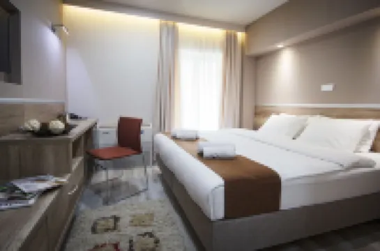 Hotel Junior Hotels in 