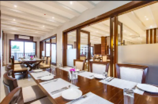 Regenta Resort & Spa By Riverside, Chitwan