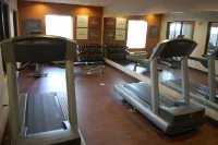 Comfort Suites Manhattan - gimnasio