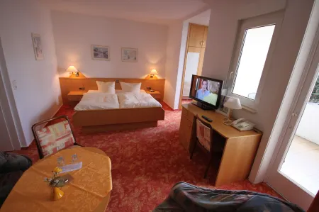 Haus Steinmeyer Отели в г. Люгде