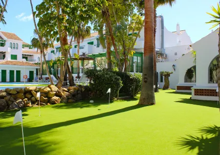 Hotel Apartamentos Manilva Sun Отели в г. Сан Диего