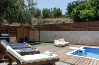 Villa Prima - with Private Heated Pool & Jacuzzi - Villas