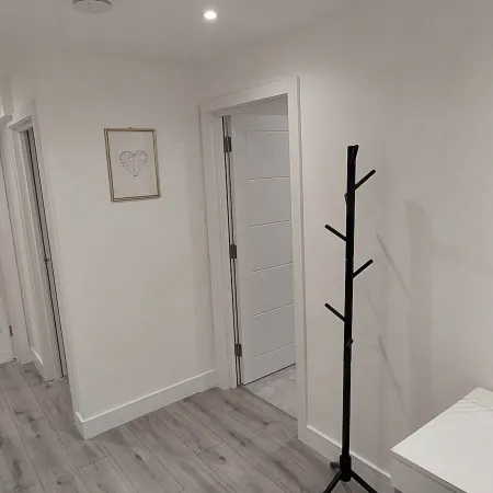 Modern 2 Bedroom Apartments - Camberley