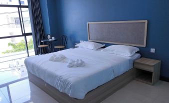 @81 Hotel