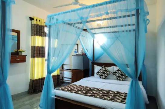 米瑞莎鄉村之星旅館