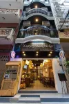 Luxury Backpakers Hotel Hotels near St. Joseph Cathedral