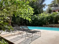 Believe Surf & Yoga Lodge Santa Teresa - Pools