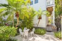 Sunnyside up Hotels in Monroe County