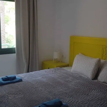 Beach Apt. with Fast Wifi