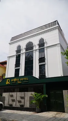 Romeo Villa Hotel HN - by BAY LUXURY Hotel di Quan Hoang Mai