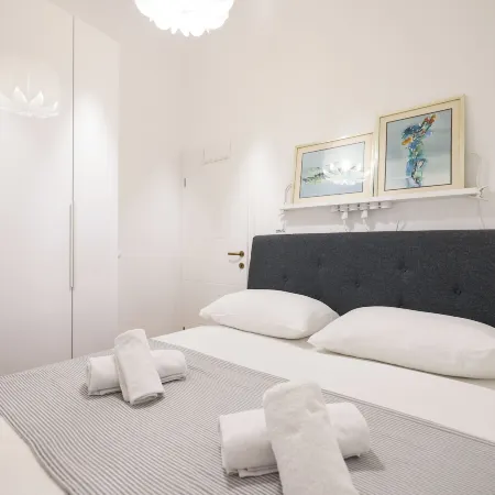 Iadra Apartment in City Center