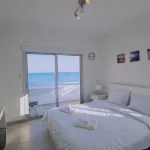 68 LCA - Stay Beach Wave Apartment