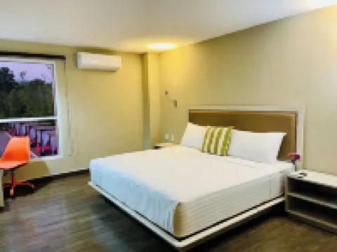 HOTEL ROYAL GARDEN TUXPAN