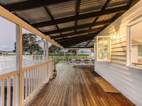 햄튼스 화이트 하우스