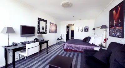 هوم هوتل جراند أولاف فنادق في 