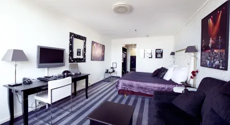 Home Hotel Grand Olav Отели в г. Vanvikan