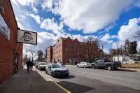 Brewster Hall - Apartments