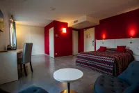 Hotel Restaurant le Gardon - Pont du Gard Hotels in Collias