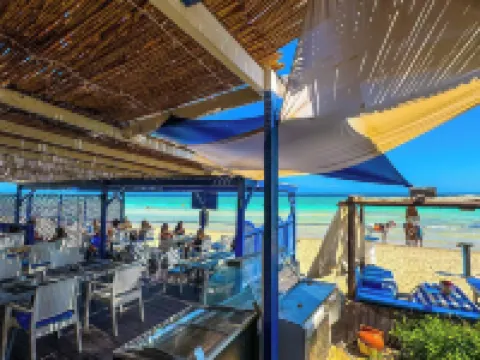 Hotel de Charme et Spa Dar El Bhar Hoteles en Mezraia