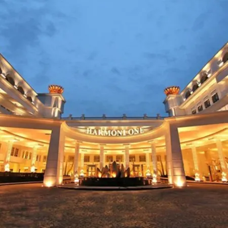 Harmoni One Convention Hotel and Service Apartments