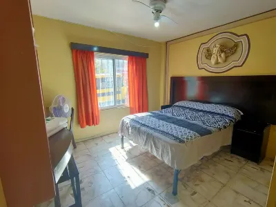 OYO Hotel Colón, Plaza Bicentenario, Zacatecas Centro Hotel di 