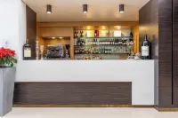 Wall Art Hotel & Residence - bar