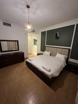 3 Bedroom Apartment of 200 Square M with Terrace Các khách sạn ở 