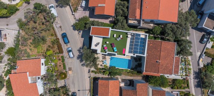Apartments Fortunella Hotels in Petrovac