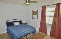 Charming 2-bedroom Duplex in enchanting Nokomis with AC, WiFi