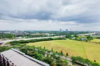 Comfortable and Simply Studio Room Casa de Parco Apartment Hotel a Lengkong Wetan