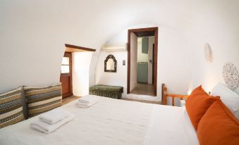 Menexes Suites Monemvasia