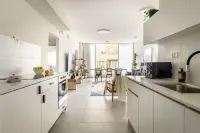 Spacious & Bright 3BR Apartment by Sea N' Rent