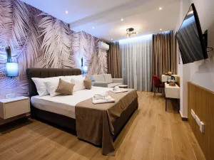 G Star Hotel