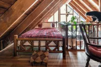 The Cabin at Deep Hollow