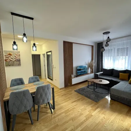 I&I Apartments 3 Bedrooms I