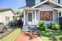 6 bedroom spacious living near downtown